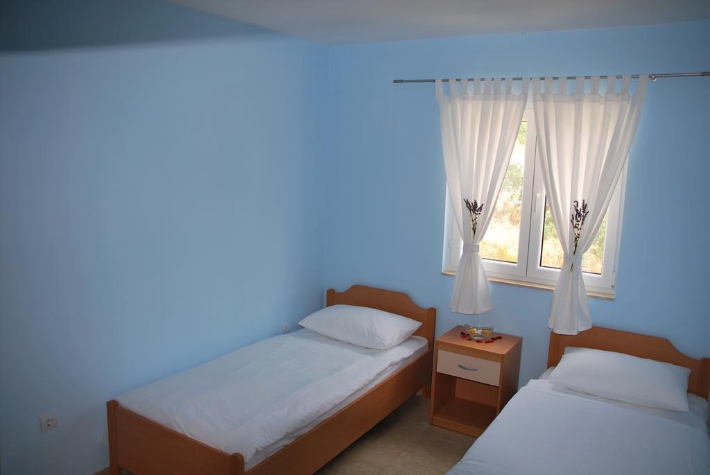 Villa Lunaris Maslinica Zewnętrze zdjęcie