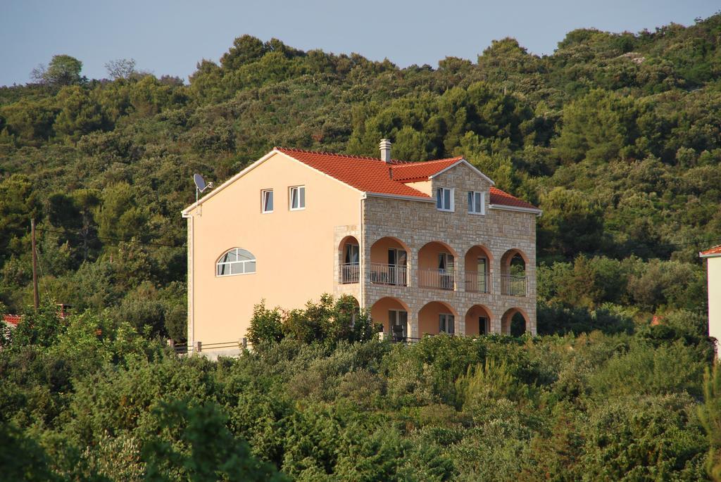Villa Lunaris Maslinica Zewnętrze zdjęcie