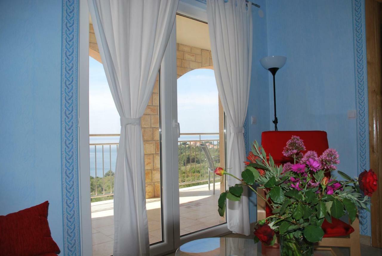 Villa Lunaris Maslinica Zewnętrze zdjęcie